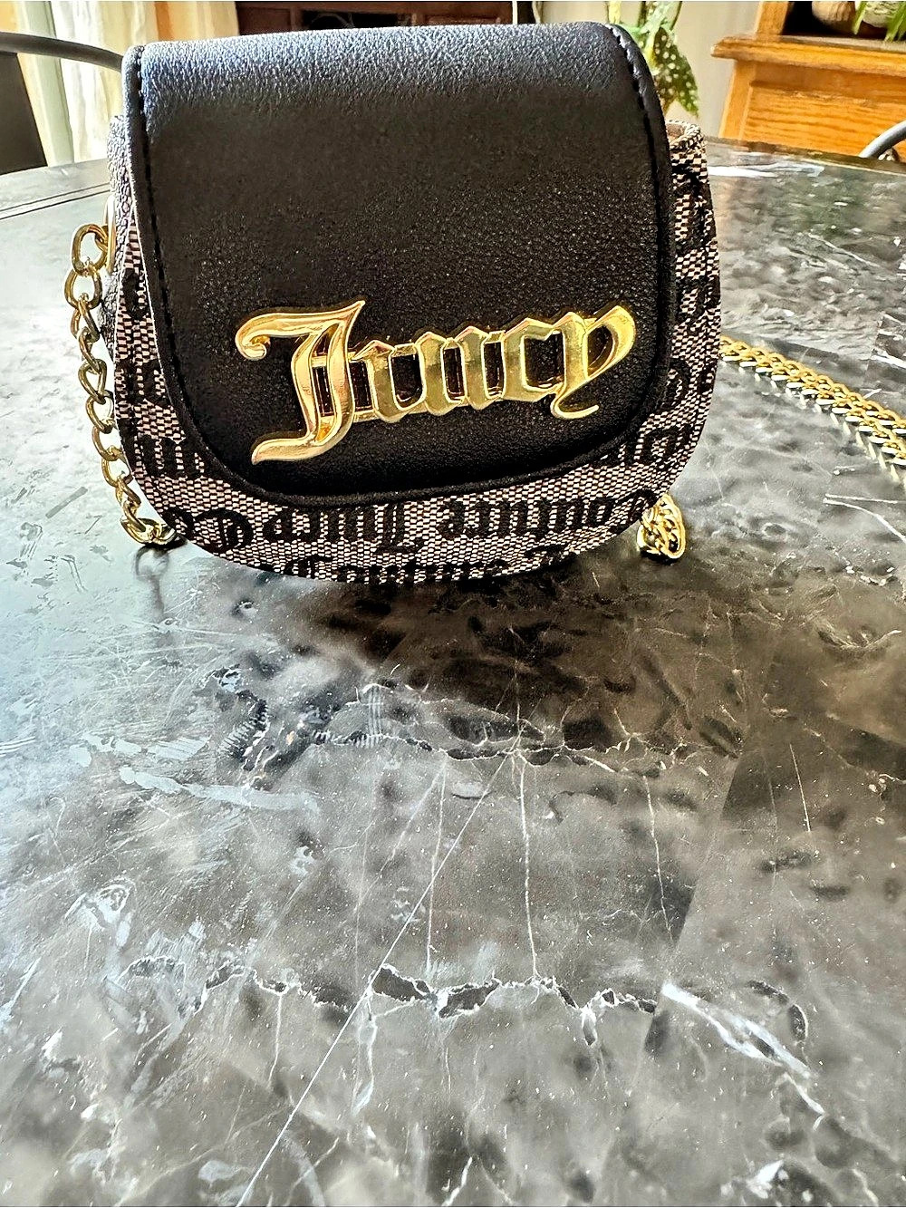 Juicy Couture Crossbody Mini Bag in Black & White Like New